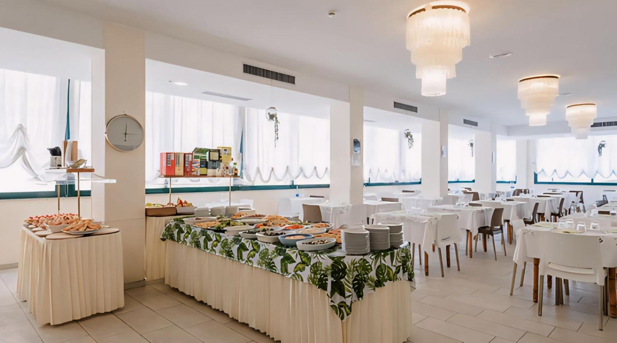 Hotel Baltic 米萨诺阿德里亚蒂科 外观 照片