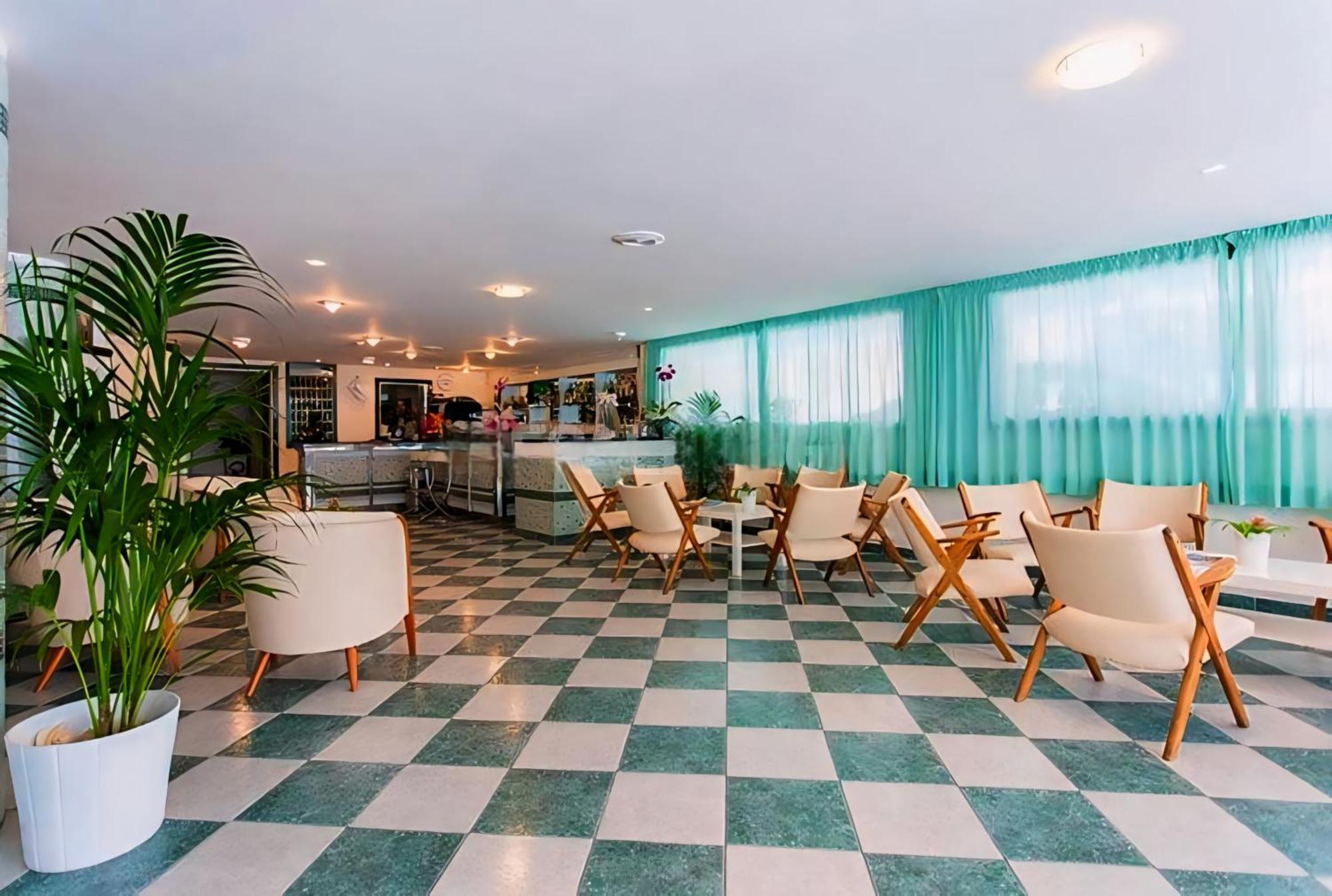 Hotel Baltic 米萨诺阿德里亚蒂科 外观 照片
